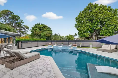 5212 Foxpointe Circle Delray Beach FL 33445