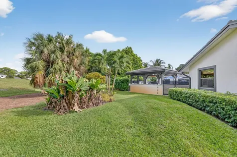 5212 Foxpointe Circle Delray Beach FL 33445