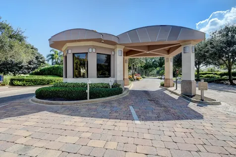 5212 Foxpointe Circle Delray Beach FL 33445