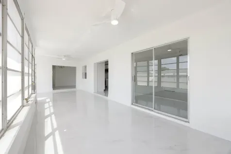 8508 Nw 59th Place Tamarac FL 33321