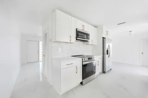 8508 Nw 59th Place Tamarac FL 33321