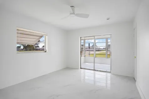 8508 Nw 59th Place Tamarac FL 33321
