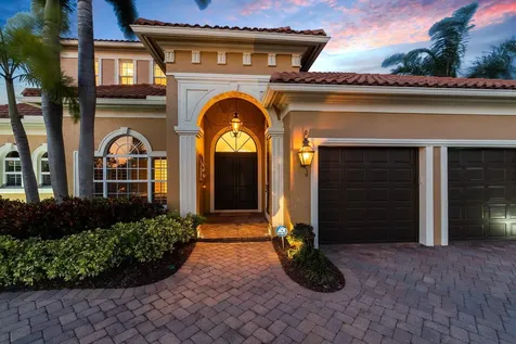 113 Se Via Verona Port Saint Lucie FL 34984