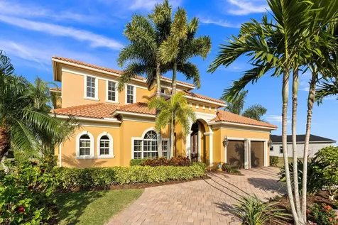 113 Se Via Verona Port Saint Lucie FL 34984