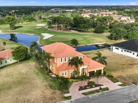 113 Se Via Verona Port Saint Lucie FL 34984