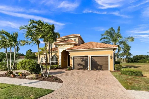 113 Se Via Verona Port Saint Lucie FL 34984