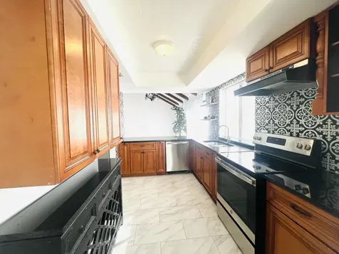 241 NW 15th Street Boca Raton FL 33432