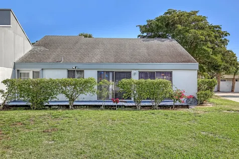 241 NW 15th Street Boca Raton FL 33432