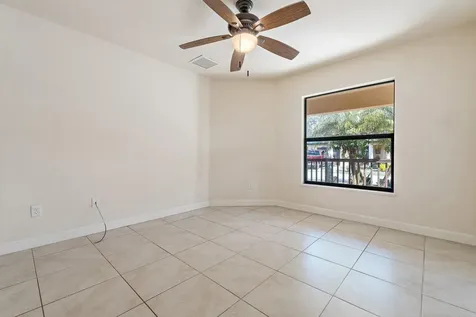 3 S Granada Lane Port Saint Lucie FL 34952
