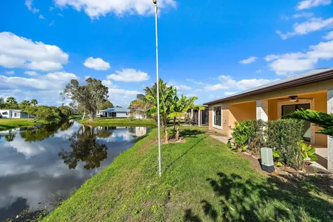3 S Granada Lane Port Saint Lucie FL 34952