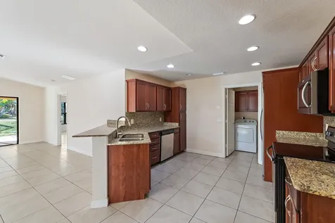 3 S Granada Lane Port Saint Lucie FL 34952
