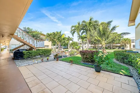 203 Coventry I West Palm Beach FL 33417