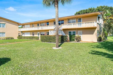 203 Coventry I West Palm Beach FL 33417