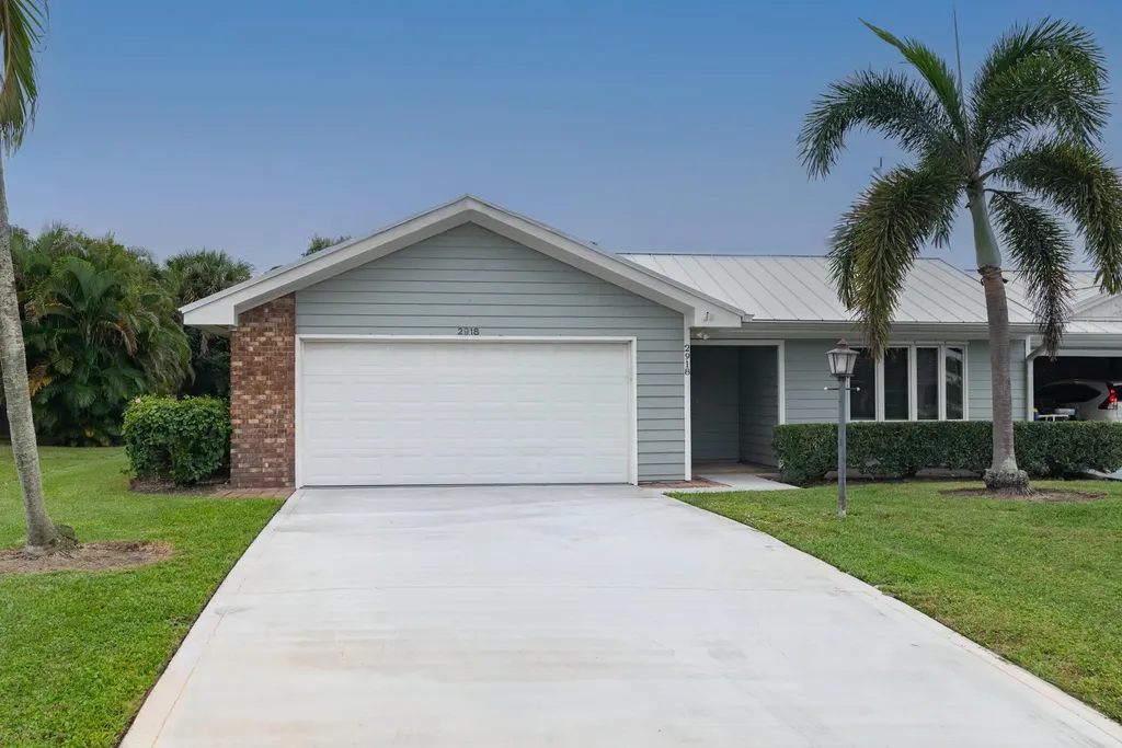 2918 Se Fairway Stuart FL 34997