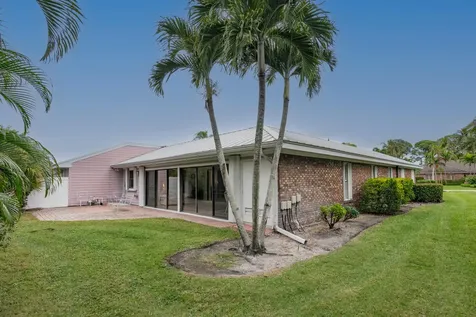 2918 Se Fairway Stuart FL 34997