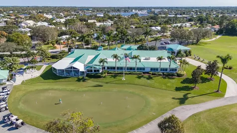 2918 Se Fairway Stuart FL 34997