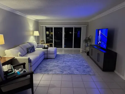 3040 Lake Shore Drive Riviera Beach FL 33404