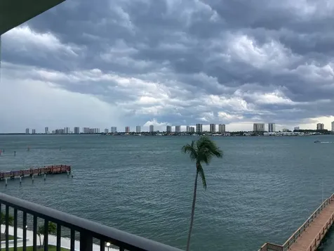 3040 Lake Shore Drive Riviera Beach FL 33404