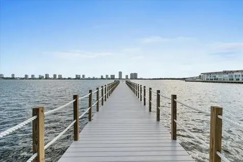 3040 Lake Shore Drive Riviera Beach FL 33404