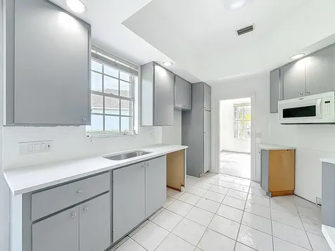 240 Nw Bentley Circle Port Saint Lucie FL 34986