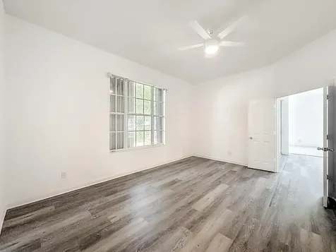 240 Nw Bentley Circle Port Saint Lucie FL 34986