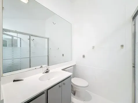 240 Nw Bentley Circle Port Saint Lucie FL 34986