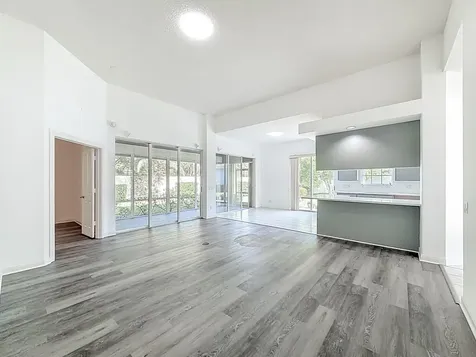 240 Nw Bentley Circle Port Saint Lucie FL 34986