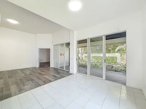 240 Nw Bentley Circle Port Saint Lucie FL 34986