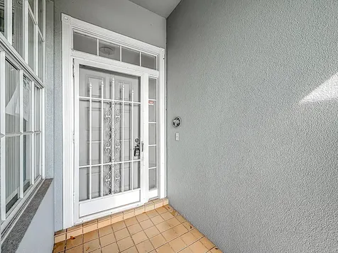 240 Nw Bentley Circle Port Saint Lucie FL 34986