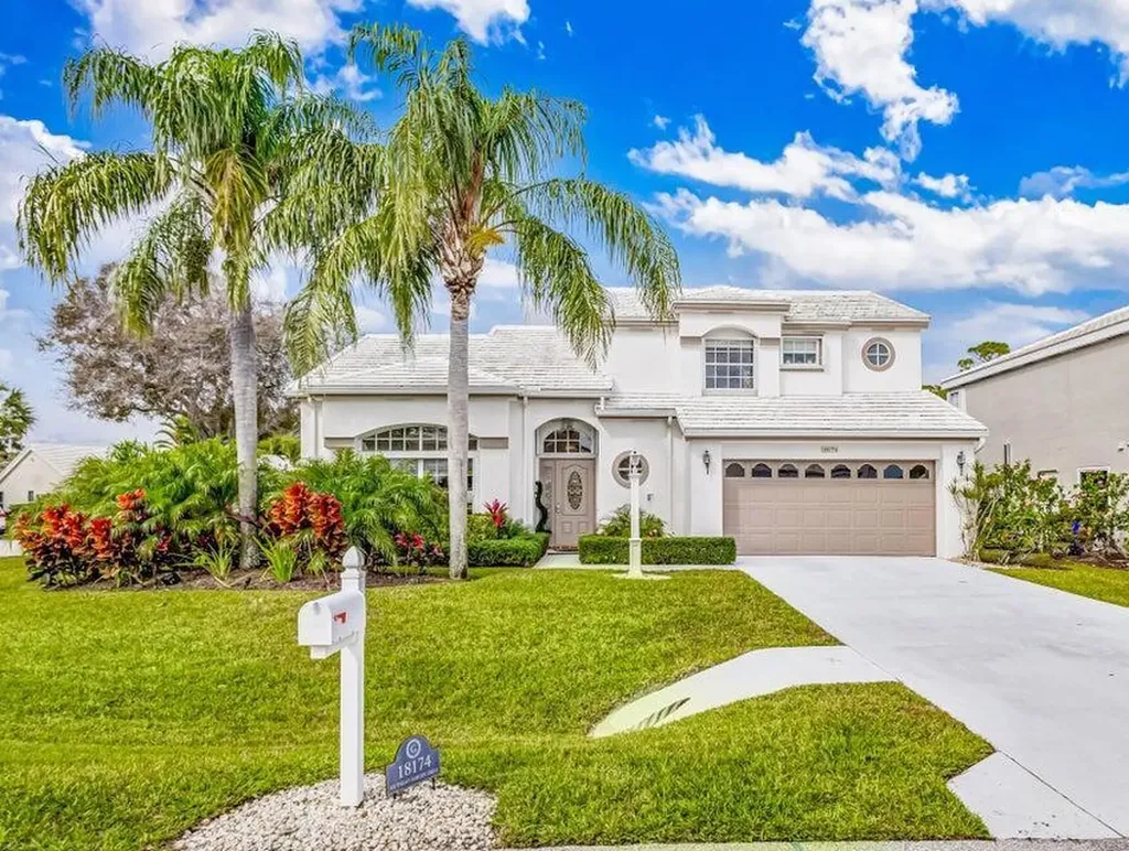 18174 SE Fairview Circle Tequesta FL 33469