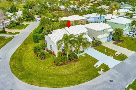 18174 SE Fairview Circle Tequesta FL 33469