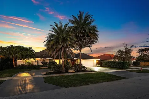 2063 Amesbury Circle Wellington FL 33414