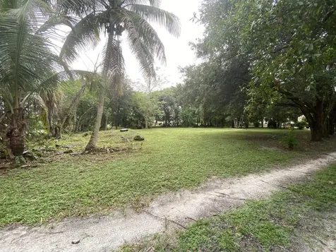 8090 Dillman Road West Palm Beach FL 33411