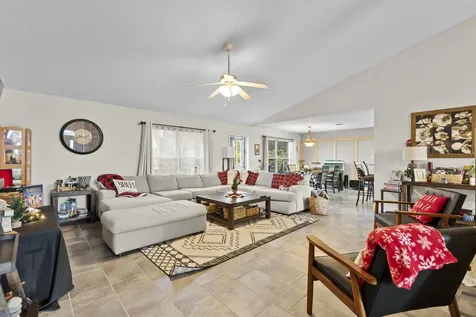 370 Sw Tulip Boulevard Port Saint Lucie FL 34953