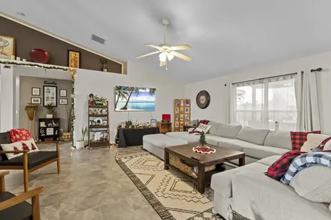 370 Sw Tulip Boulevard Port Saint Lucie FL 34953