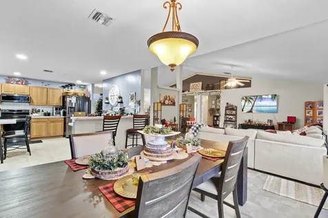 370 Sw Tulip Boulevard Port Saint Lucie FL 34953