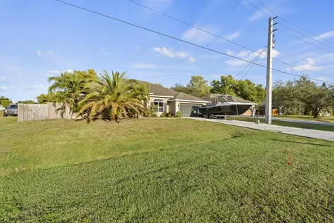 370 Sw Tulip Boulevard Port Saint Lucie FL 34953
