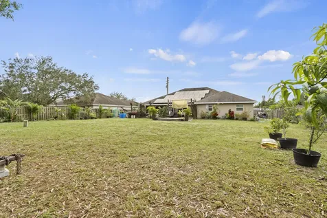 370 Sw Tulip Boulevard Port Saint Lucie FL 34953