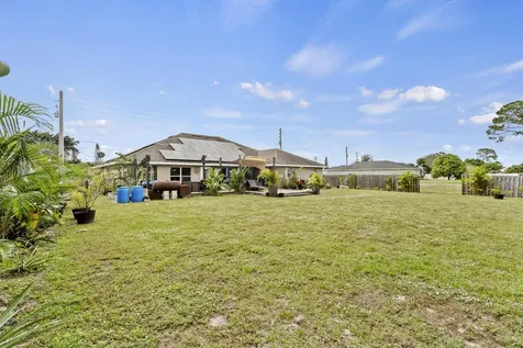 370 Sw Tulip Boulevard Port Saint Lucie FL 34953