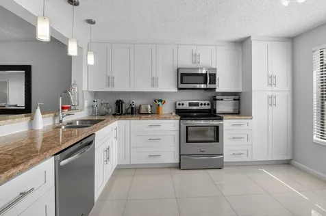 5673 Fairway Park Drive Boynton Beach FL 33437