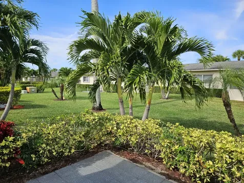 2572 E Emory Drive West Palm Beach FL 33415