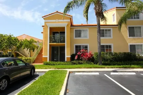 157 Yacht Club Way Hypoluxo FL 33462