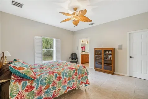 1410 4th Court Vero Beach FL 32960