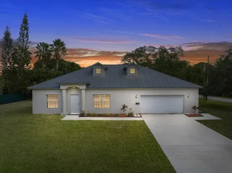 1410 4th Court Vero Beach FL 32960