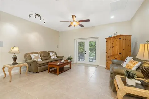 1410 4th Court Vero Beach FL 32960