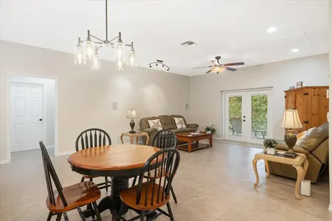 1410 4th Court Vero Beach FL 32960