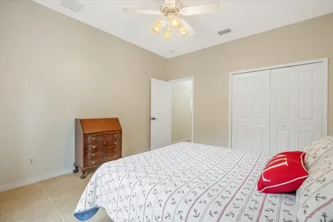 1410 4th Court Vero Beach FL 32960