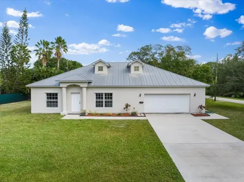 1410 4th Court Vero Beach FL 32960