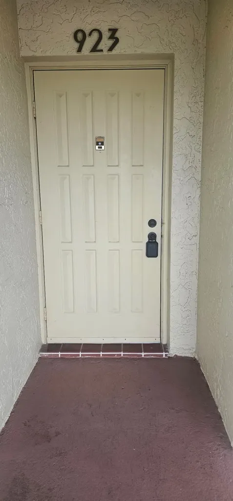 7879 Willow Spring Drive Lake Worth FL 33467