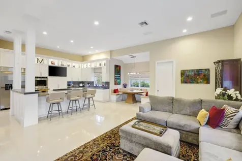 7039 Mandarin Drive Boca Raton FL 33433